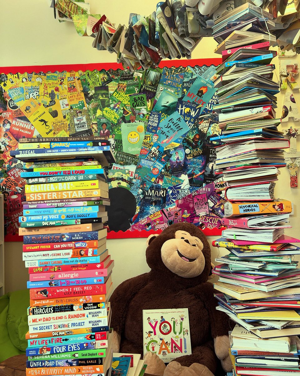 Our school Reading Champions had a very exciting delivery from <a href="/ReadforGoodUK/">Read for Good</a> this week! A truly BRILLIANT box of books to further promote #readingforpleasure Thank you!