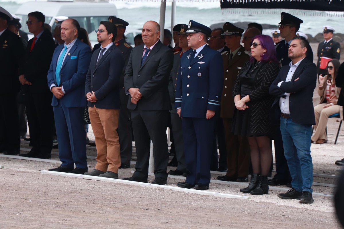 #MesDelMar Recordando a los Héroes de Punta Gruesa, nuestro Seremi Cristian Jara, participó junto a Gabinete Regional, liderado por @drptarapaca @dquinterosr, en la ceremonia por el 145° Aniversario de este Combate Naval que fue dirigido por Carlos Condell. #Tarapacá #Iquique