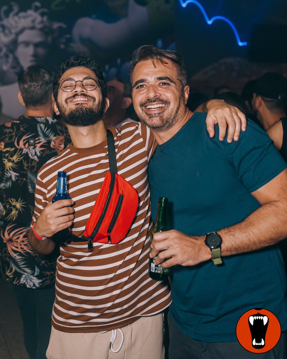 growlfesta's tweet image. 🐻 SÁBADO 25 DE MAIO TEM #GROWL ÀS 23h!

📍 LOCAL: MEDUZZA HAUS (@meduzzario)
RUA DO LAVRADIO, 186, LAPA/RJ.

CORTESIAS E INGRESSOS ANTECIPADOS:
sympla.com.br/growl__2458405 

LISTA DE DESCONTO: events.vipme.com.br/2435745/275649… 

#ursos #bear #bears #bearparty #festadeurso