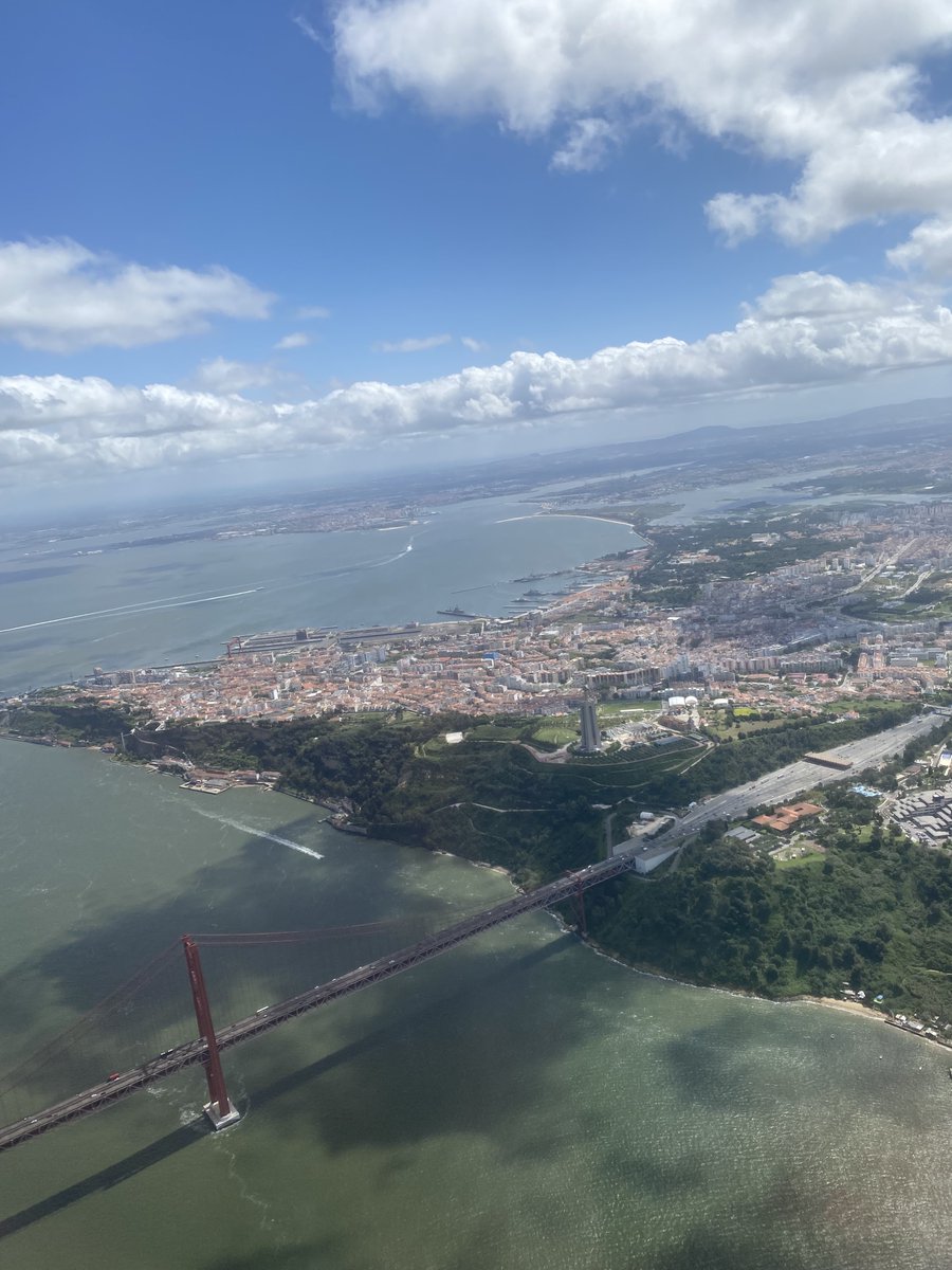 Gm 💫... on board the plane about to land in Portugal!