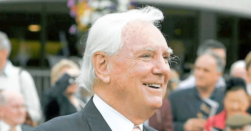 RacingPost's tweet photo. Trainer Mouse Morris paid tribute to former racehorse owner Tony O'Reilly, who died at the age of 88 on Saturday, calling the late Irish businessman "one of the best owners I ever had"