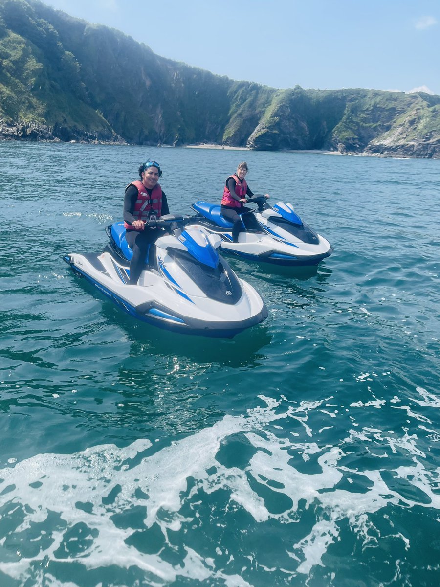 lkwildeauthor's tweet photo. Mine and my husband’s birthdays are 2 days apart so we met in the middle and had an afternoon jet ski adventure today (a total surprise to me!). Even better was the pod of dolphins who turned up to play! Such an unusually good Monday, even for Cornwall!❤️🐬 https://t.co/eN83RjkuZf
