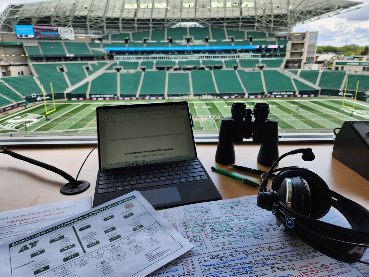 _sportsdave's tweet image. I've been pinching myself all day. It's @sskroughriders Game Day! The all new @sportscage is on the air now with @JDunk12!

@lucmull95 and I are coming up! At 1.

CKRM.STREAMON.FM