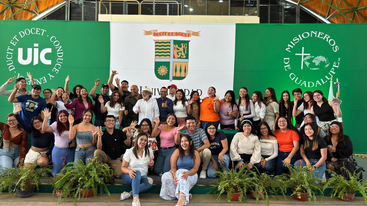 A nuestros alumnos que participaron como asistentes y ponentes durante la celebración del 22o. <a href="/enepceoficial/">ENEPCE</a> los pasados 16 al 18 de mayo en la CDMX, les damos nuestro más cordial reconocimiento motivándolos a participar pues actividades que fortalecen su desarrollo profesional.