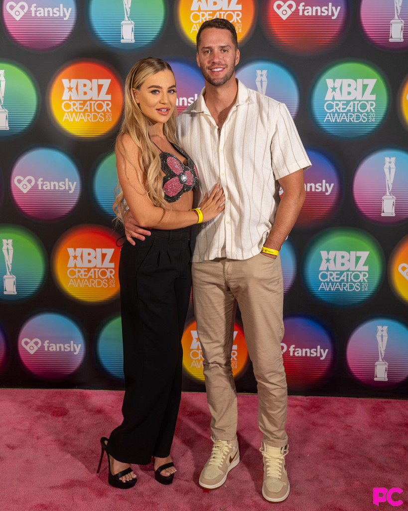 .<a href="/blkblssm/">blake blossom</a> and <a href="/DanDamageX/">Dan Damage</a> walking the pink carpet at <a href="/XBIZ/">XBIZ</a> Creator Awards 2024! 📸 

Photo courtesy of <a href="/AustinKingPC/">Austin King</a>