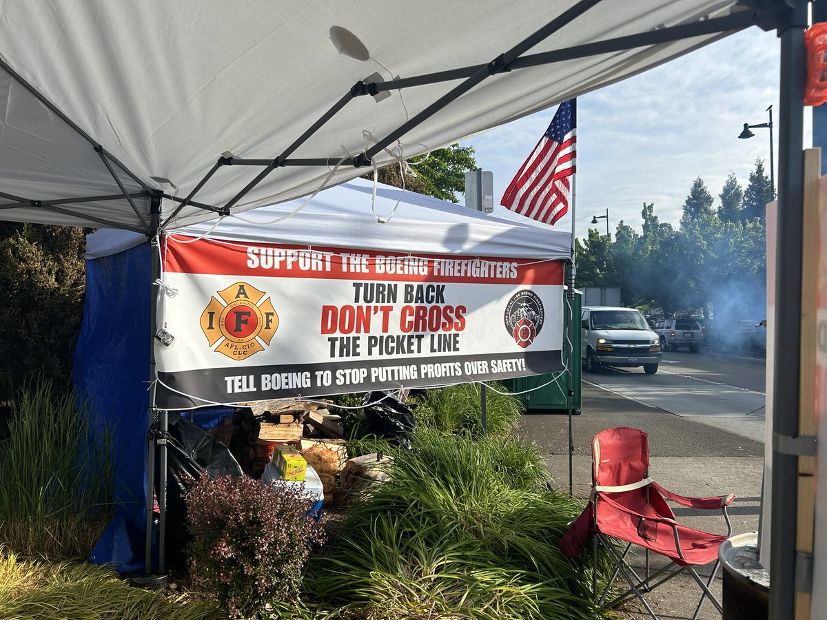 IAFF Local 710 tweet media