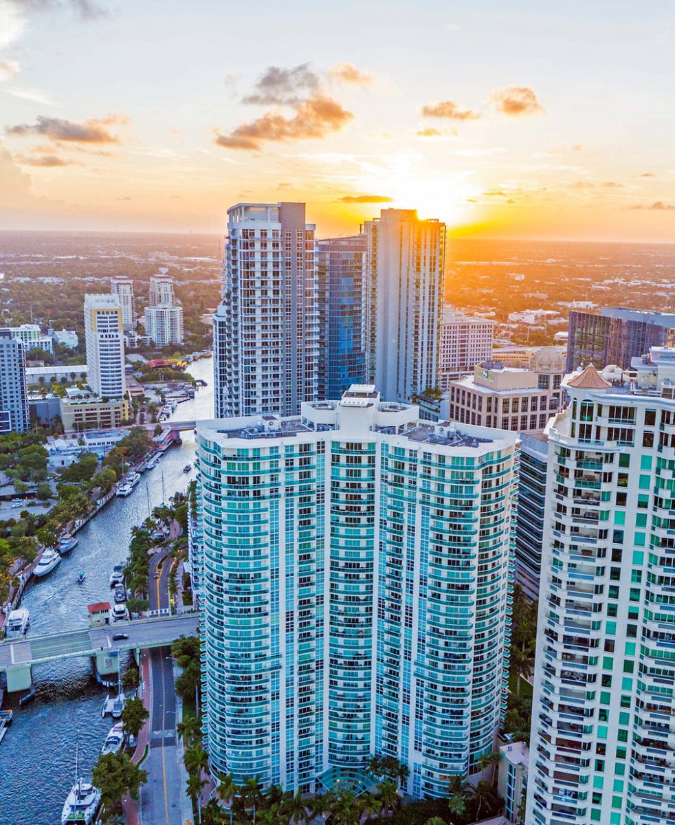 Summer is around the corner, and this vacation spot is for everyone under the sun. 😎 📍: Fort Lauderdale #visitlauderdale #fortlauderdale