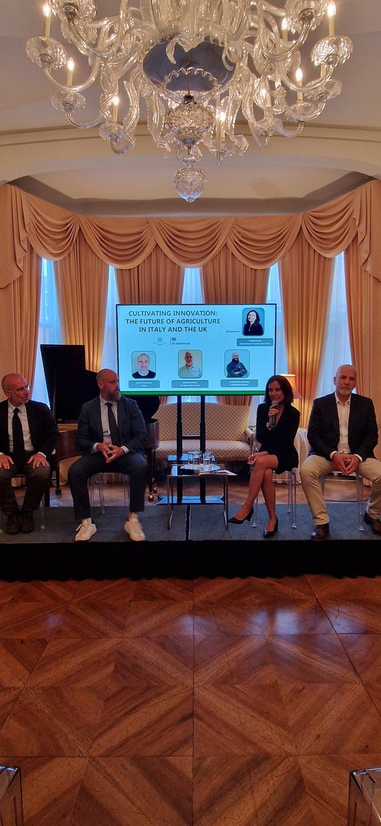 Italy in UK tweet media