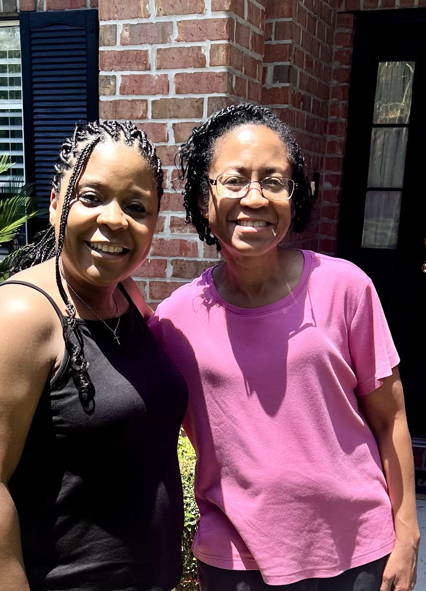kasmultimedia's tweet photo. Wow what a wonderful weekend! We went to Florida to spend time with my sister Karen and family, enjoyed the hot weather, healthy exercise and healthy eating and strolled the beautiful New Smyrna Beach! Take time to rest, reflect, &amp; enjoy the beauty of each day! I am thankful!❤️ https://t.co/RhKzkua66v