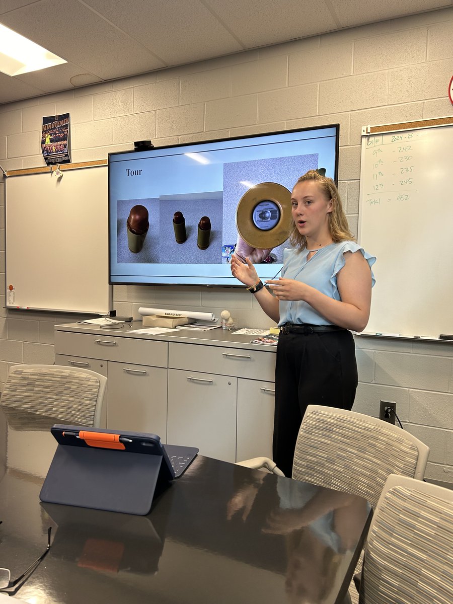 FblaRevere's tweet photo. Senior Internship Presentations are underway!  Our student presentations have been tremendous and you have made Revere proud! #ReverePride https://t.co/HPQKcrJ7jl