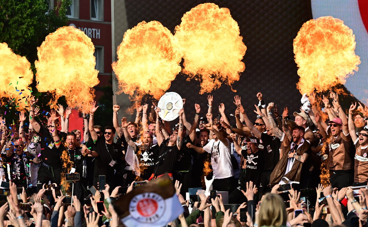 ❤️‍🔥☠️ ST. PAULI ☠️❤️‍🔥

#fcsp