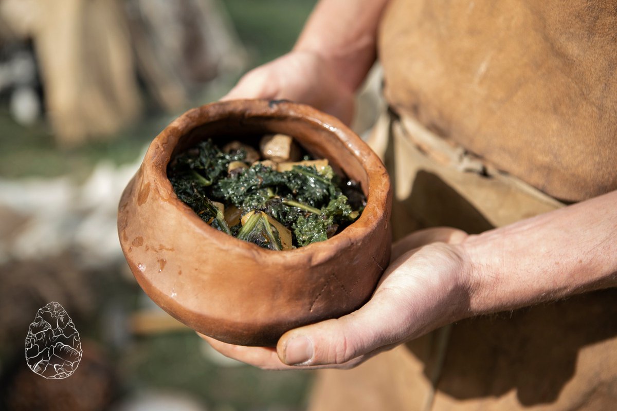 Neolithic food - A farmers feast With the Neolithic came a taste for pork, beef, dairy and beer (with fruit & veg), all cooked or prepared in pots! Evidence of salt production from Loftus shows people may have seasoned their food as well as preserved it. 📸 @emmalouwynjones