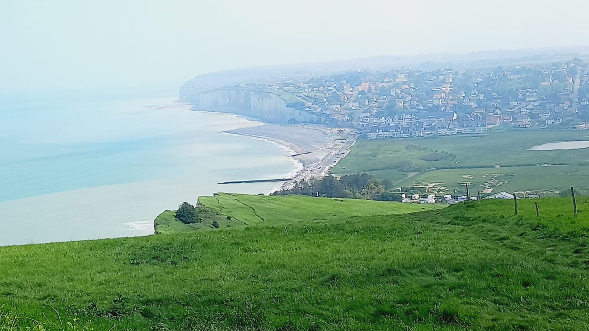 🚶‍♂️ 🥾 🎒

Criel-sur-mer.