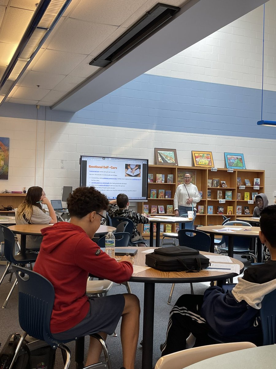 Next up in our Mental Health Awareness month event series we had the wonderful Ms. Anita Garcia, MCPS social worker talk with students on how to “Save the Day” when it doesn’t go your way. She provided helpful self-care and mindfulness tips! <a href="/CChester_psych/">Dr. Christina_Chester</a> <a href="/MCPSCounseling/">MCPS Counseling</a>