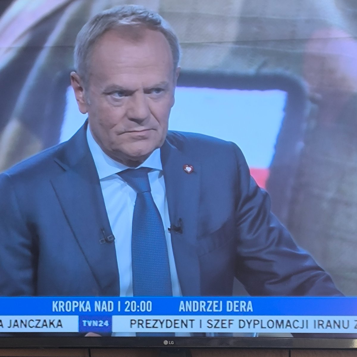 Mąż Stanu Premier Donald Tusk 
teraz TVN24 👍