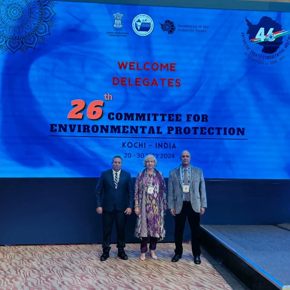 albequint's tweet photo. 46ava reunión consultiva del tratado antártico, en Koshi, India. Venezuela presente. En este tipo de reuniones se discuten tópicos tales como líneas de investigación, incidencia del cambio climático en la Antártida, evaluación de la contaminación de los océanos, entre otros temas https://t.co/hO4u5QXmQP
