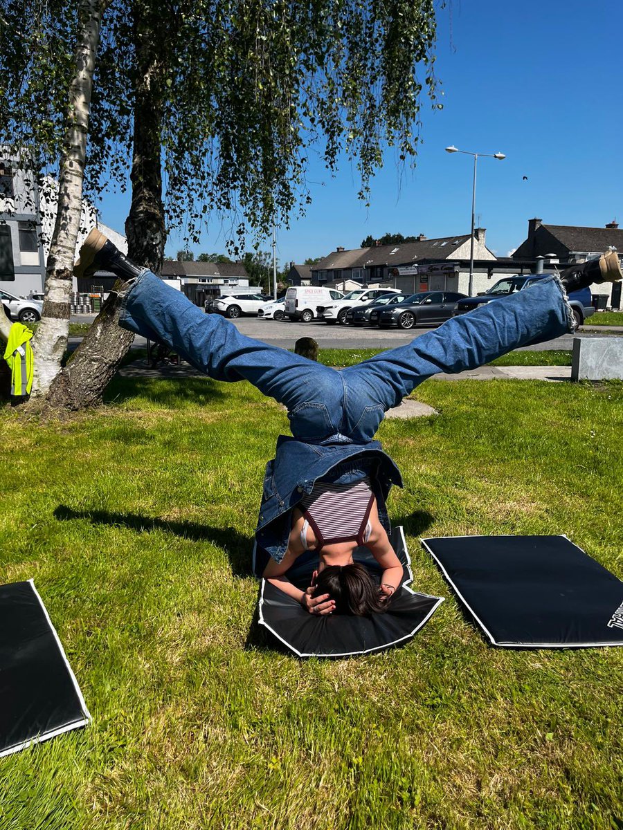 Next up for Active Schools Week 2024 was Pilates with our very own Ms.Fitzgerald (Graceful Pilates). What a gorgeous day for it!