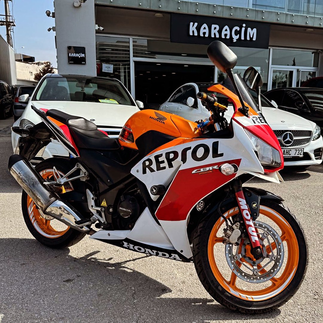 Repsol iddialı 😎🏍️🧿🇹🇷🇹🇷🇹🇷#karaçim #karaçimotomotiv #karacim #muratkaraçim #bursa #repsol 👑 @karacimotomotiv