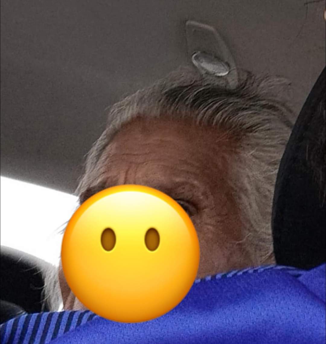 Tamaulipasrtc1's tweet photo. #REYNOSA

#ALERTA

UN TAXISTA REPORTÓ A UNA SEÑORA DE LA TERCERA EDAD YA QUÉ ASEGURA LA SRA SÉ DEDICA A LA VENTA DE NIÑOS A 95 MIL CADA UNO.

TAMBIÉN COMENTÓ LA MUJER QUÉ ALGUNOS BEBÉS SON LOCALES Y OTROS DE CERRO AZUL VERACRUZ.

LA SRA REFIRIÓ QUÉ SÉ UBICA EN LA COLONIA LA JOYA. https://t.co/bhclmP6CLA