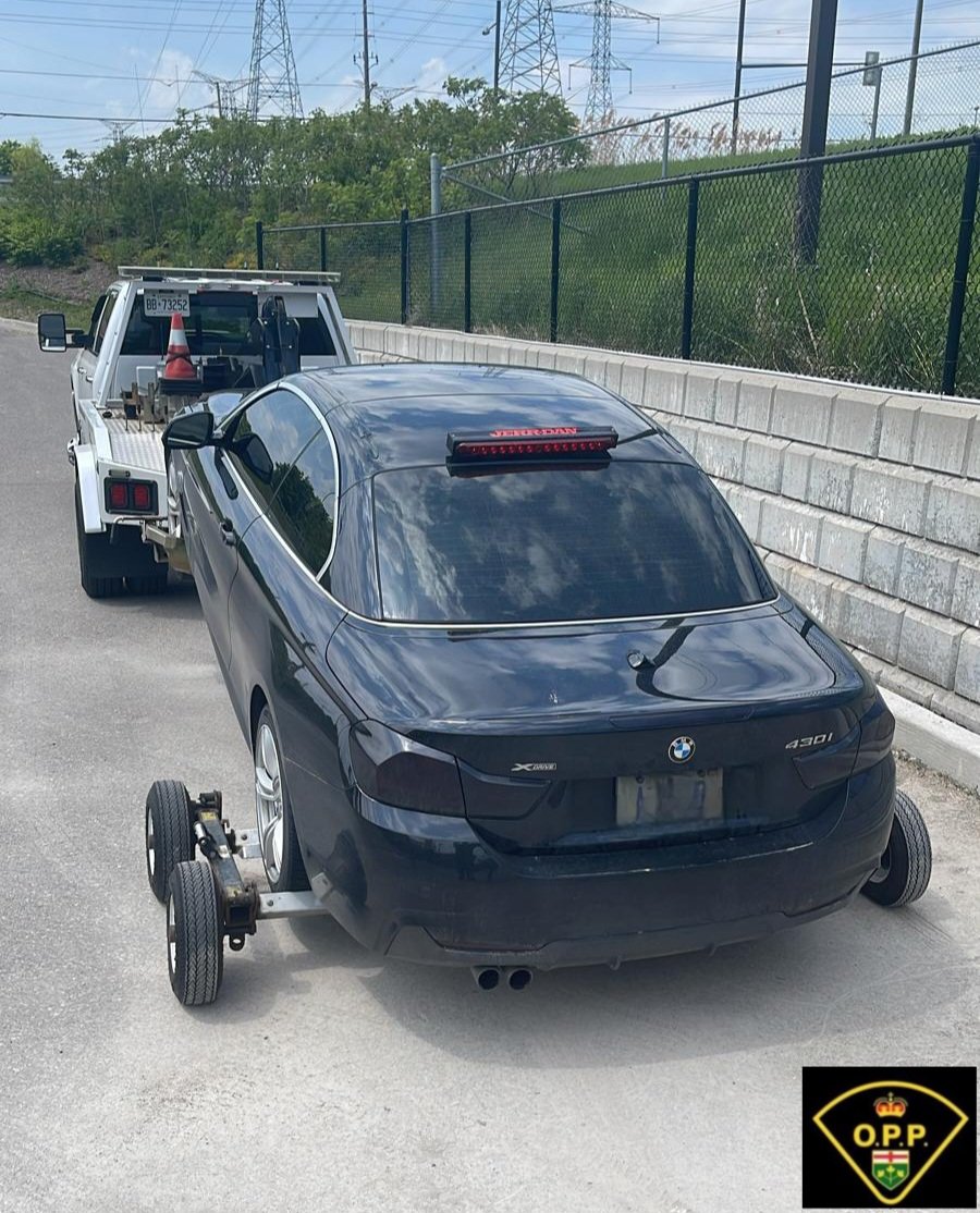 Mon at 11:30 am a #407OPP officer stopped a vehicle going 147 kph on #Hwy407 EB at McCowan in #Markham. 47 yr old male from Acton failed breath test. Blew more than 2x the legal limit. Arrested & charged #Over80 & #ImpairedDriving. #90DayLicenseSuspension. #7DayVehicleImpound^nm