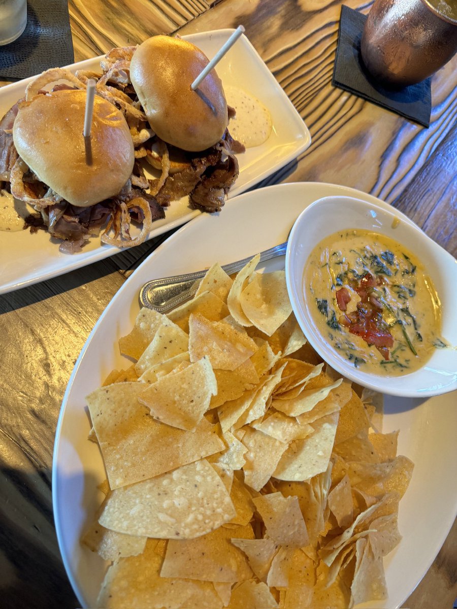 Prime rib sliders and lobster spinach queso from Firebirds!🤤 #FoodieFinds #Firebirds #GourmetEats #WeekendVibes