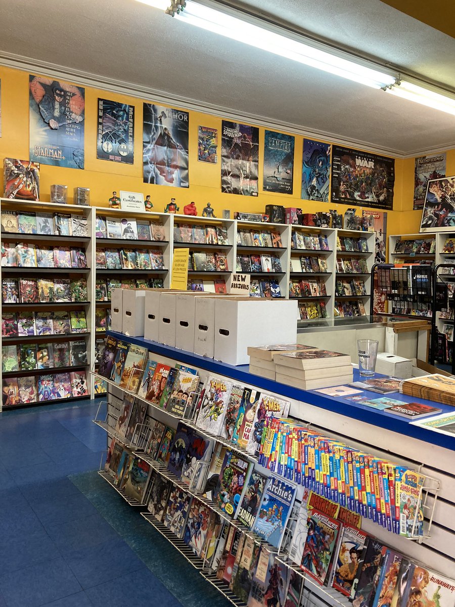 FatJacks's tweet image. 70% OFF BLOWOUT SALE STARTS TOMORROW AND GOES UNTIL THE 28TH. 70% off everything in the store except wednesdays new books on the front wall.
Philly location only