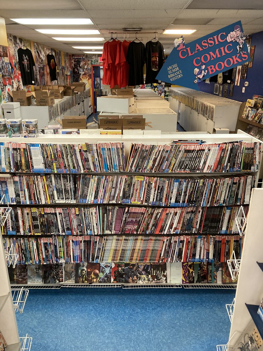 FatJacks's tweet image. 70% OFF BLOWOUT SALE STARTS TOMORROW AND GOES UNTIL THE 28TH. 70% off everything in the store except wednesdays new books on the front wall.
Philly location only