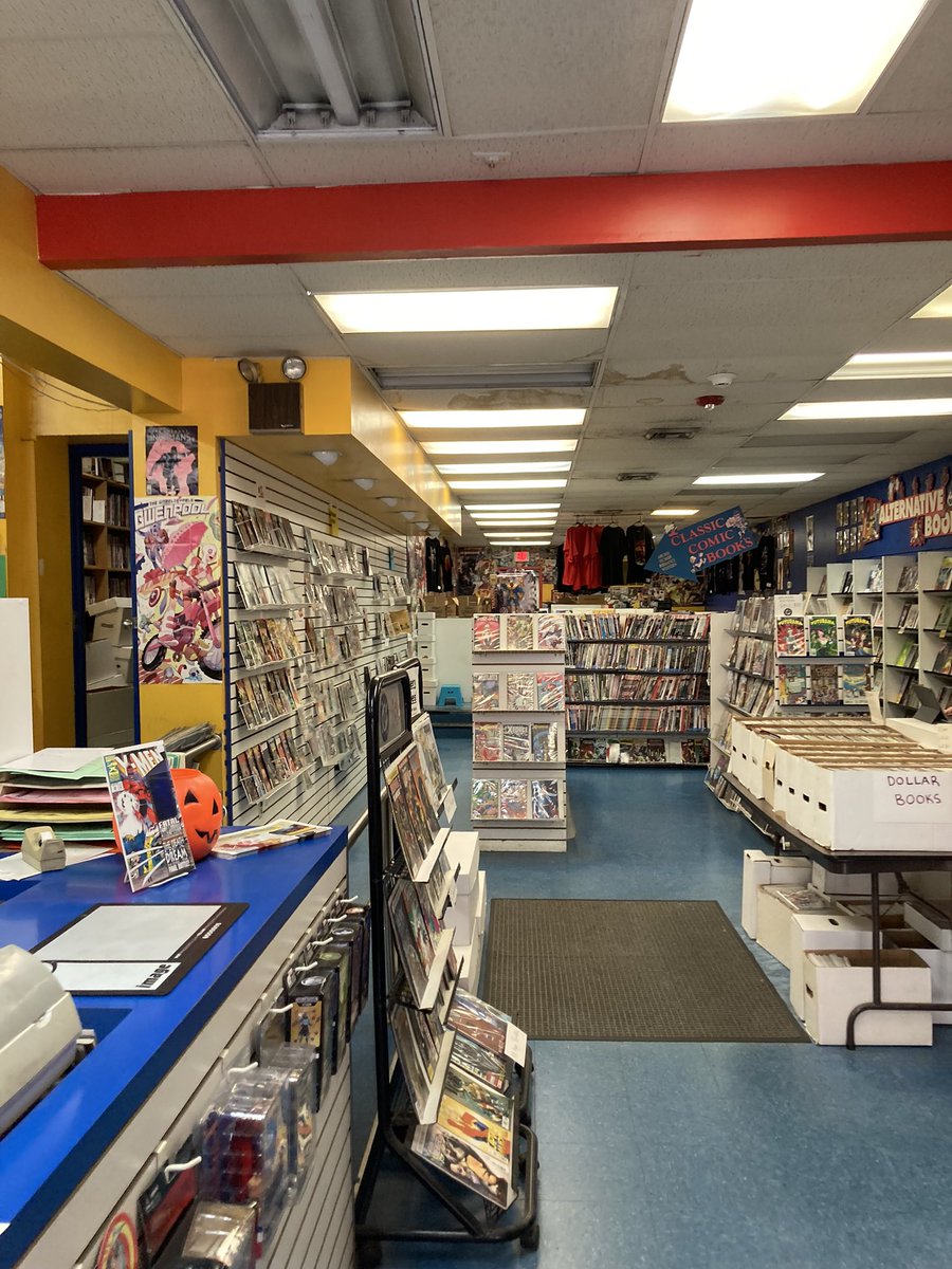 FatJacks's tweet image. 70% OFF BLOWOUT SALE STARTS TOMORROW AND GOES UNTIL THE 28TH. 70% off everything in the store except wednesdays new books on the front wall.
Philly location only