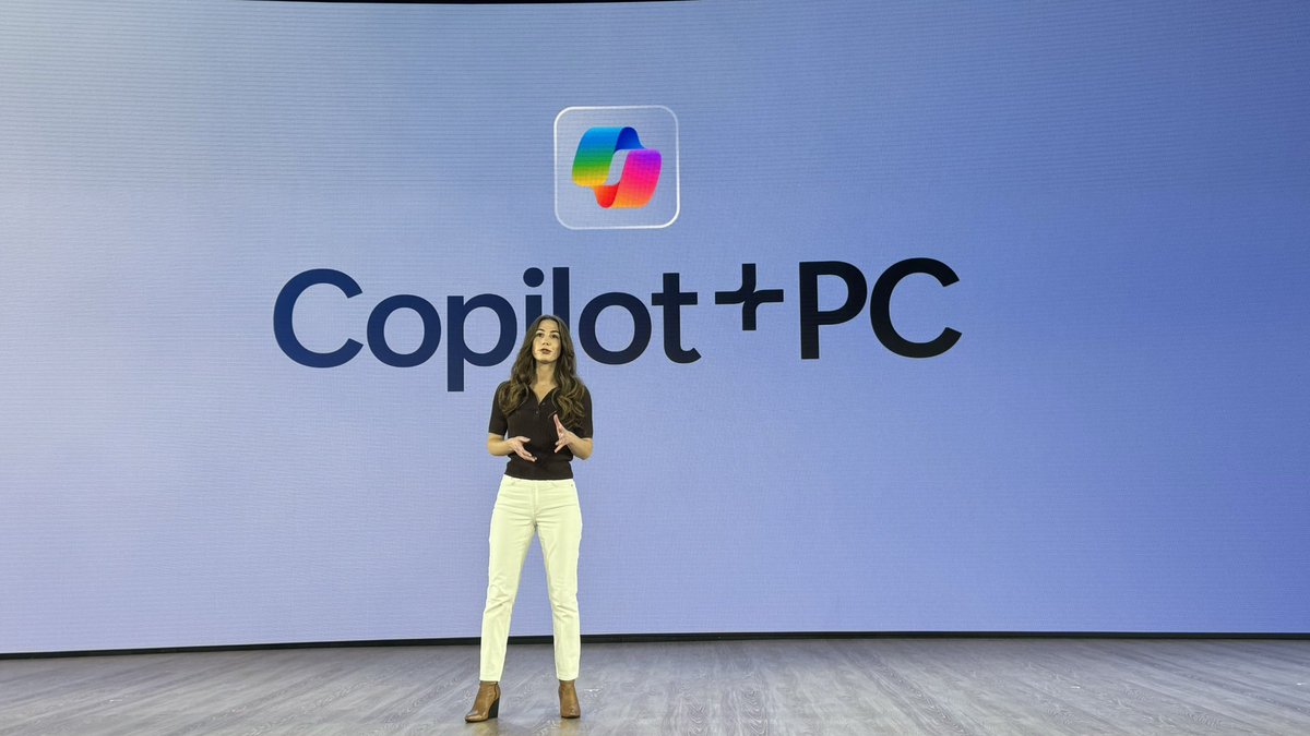 rwang0's tweet photo. MyPOV: @afbrewbaker sharing innovations on the new line up #MSBuild #MSEvent
@Microsoft https://t.co/oxhZoIi4zl