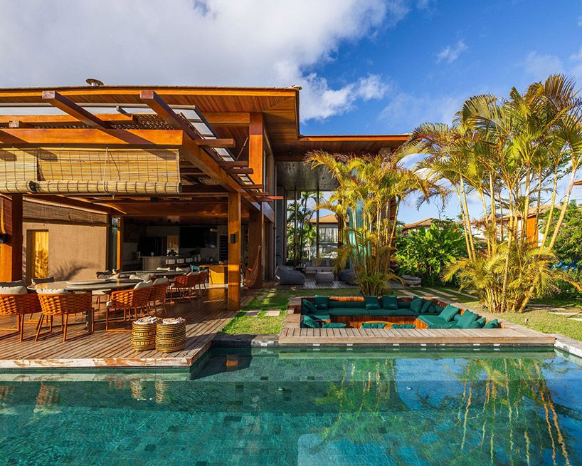 sidney quintela architecture's 'casa brise' opens widely onto tropical #brazil 🇧🇷 buff.ly/3V4HXLM