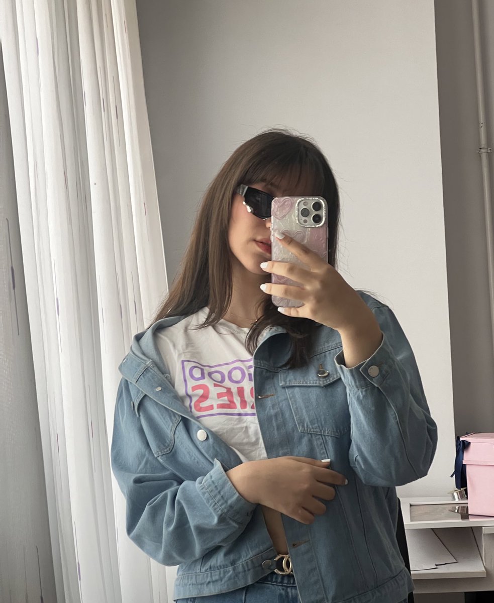 nikoo_nz's tweet photo. سلام با New hair 👀🤎 https://t.co/EXZsVjpz04