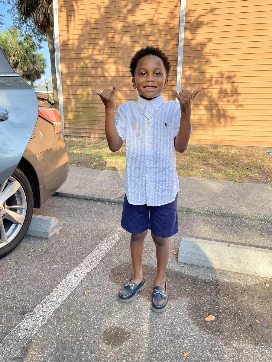 TcleeLee's tweet photo. Keives Brooks is now a 1st Grader 🎉 https://t.co/No9ySWHgBI