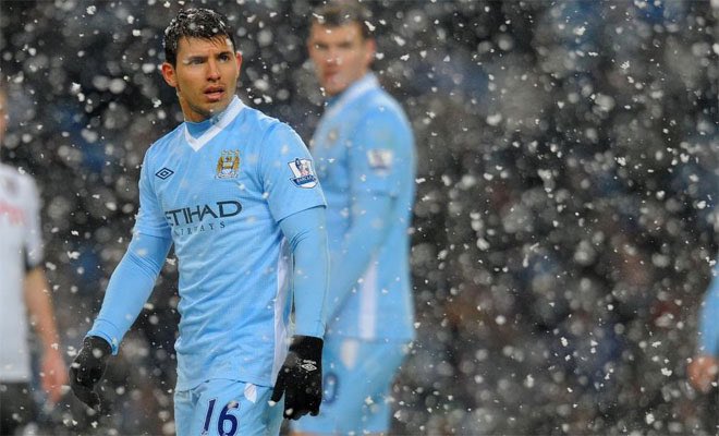 TermodeTalleres's tweet photo. De tan solo imaginarme a Sosa jugando así, con guantes bajo la nieve, ya me excité https://t.co/lt7Au6shxN