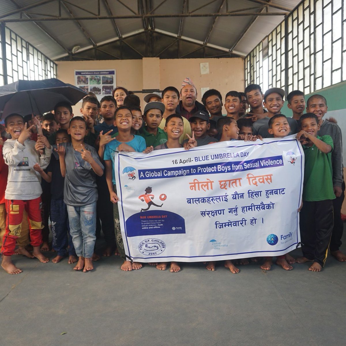 #BlueUmbrellaDay 2024 in pictures: #1: children gathering for a workshop with Voice of Children, Nepal 🇳🇵