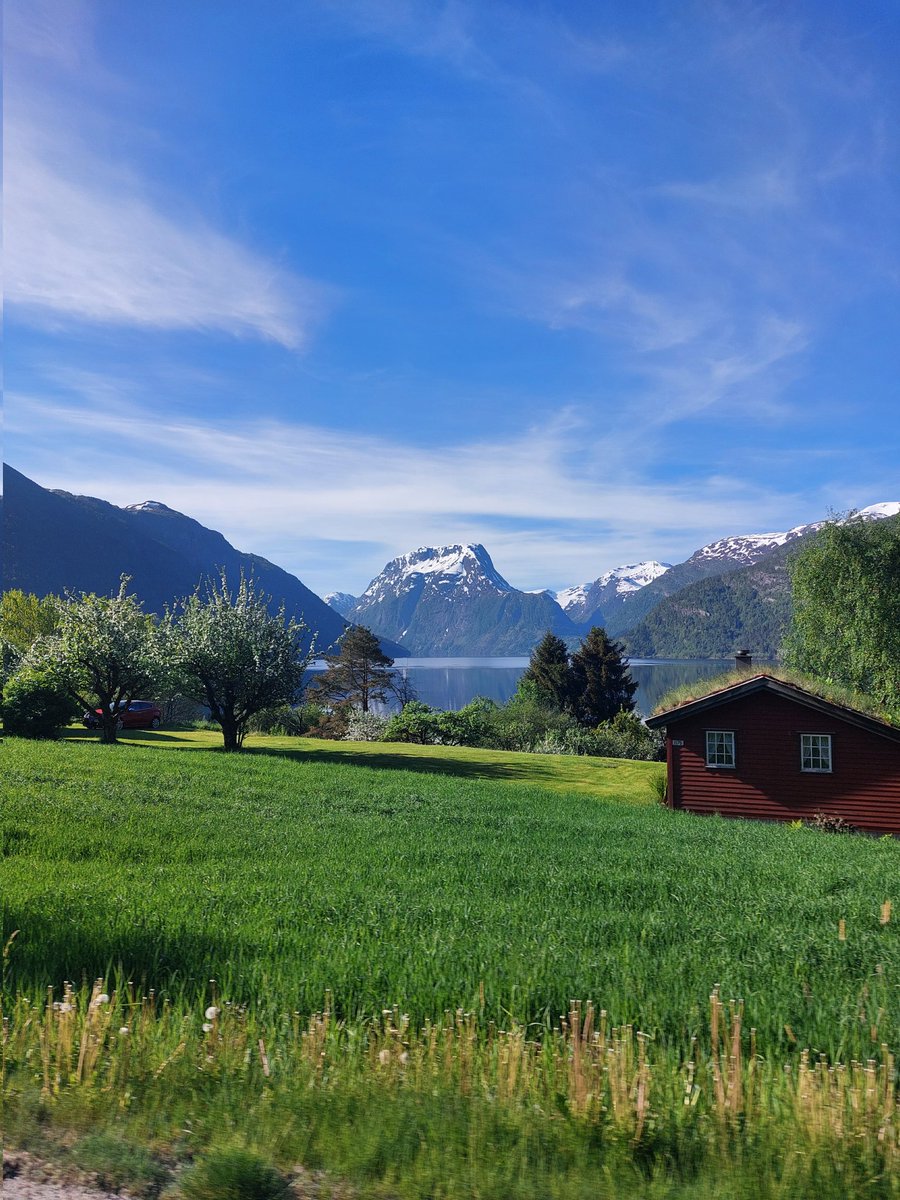 Norge i rødt, hvitt og blått