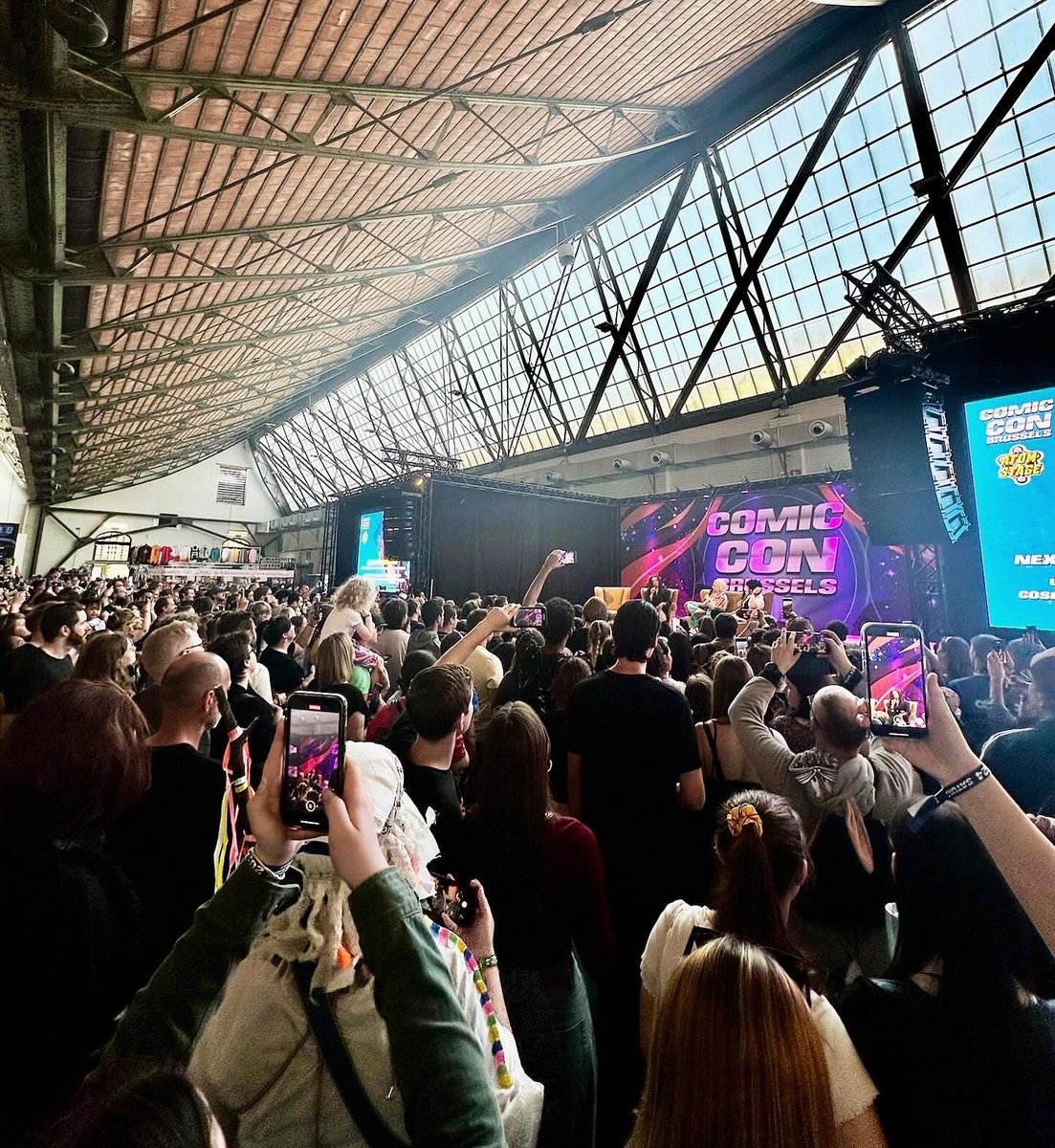 Kat Graham tweet media