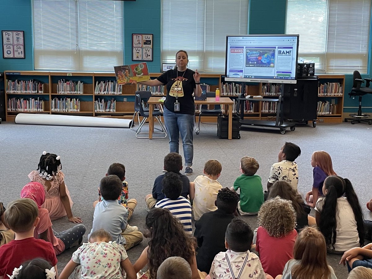 It’s almost time for #summerreading ! Thank you to ⁦@LFPL⁩ for visiting our school today to get us excited about your program! #fairdaleworld #jcpslibraries