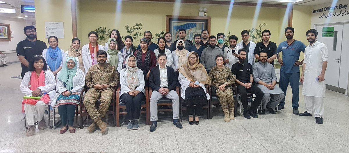 Asim_EMconsult's tweet image. The more you Teach, the better you Learn 
@AMColian 
@RCEMGlobal 
@2soprano @Drzafaralam786 
@aaroncumminsNHS