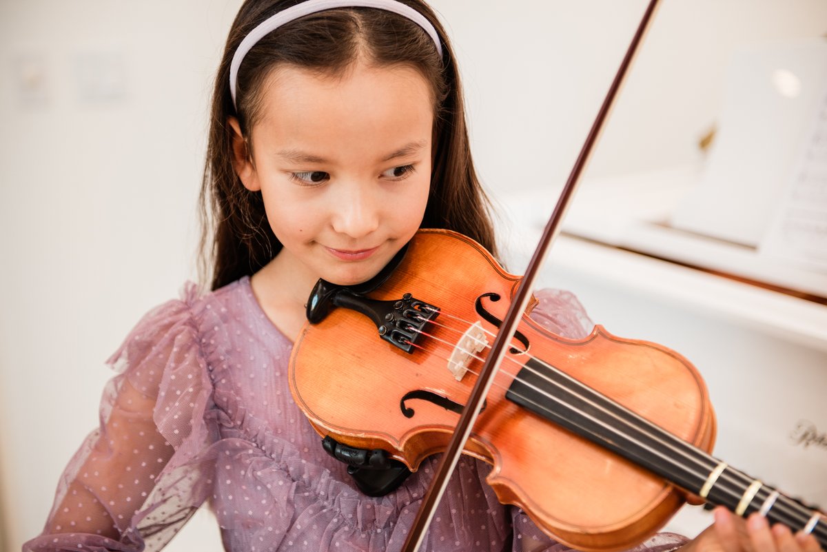National Buy an Instrument Day is May 22! 🎶✨ What better time to invest in your musical journey? Angeles Academy of Music can help you discover the perfect instrument to unlock your full potential.  #BuyAnInstrumentDay #SummerMusicLessons #AngelesAcademyofMusic 🎻🎹🎸'