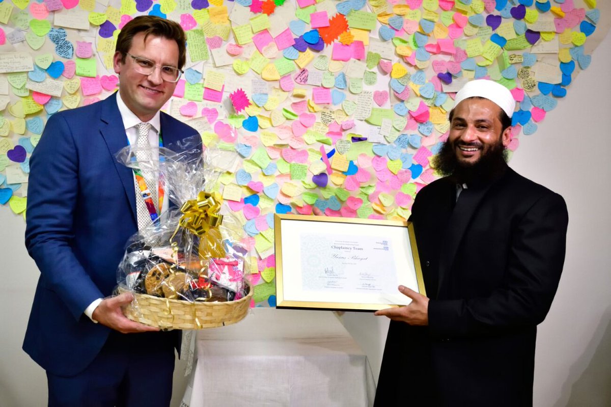 A ceremony has been held to welcome two new hospital Chaplains, Yunus Bhayat and Theresa Taylor-Brookes. The event was attended by @LeicsLieutenant, representatives of the Catholic Diocese of Leicester and Federation of Muslim Organisations, and Chief Executive, Richard Mitchell.