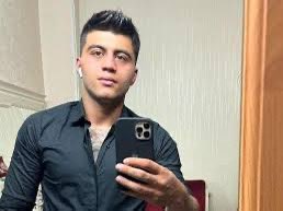 Von uns gibt es kein Beileid für #Raisi. Unser Fokus gehört seinen Politischen Gefangenen. Das Regime darf die öffentliche Ablenkung nicht nutzen, um die Hinrichtungswelle der vergangenen Wochen zu verschärfen. #StopExecutionsInIran #mahansadrat #mahansadarat #mahansedarat