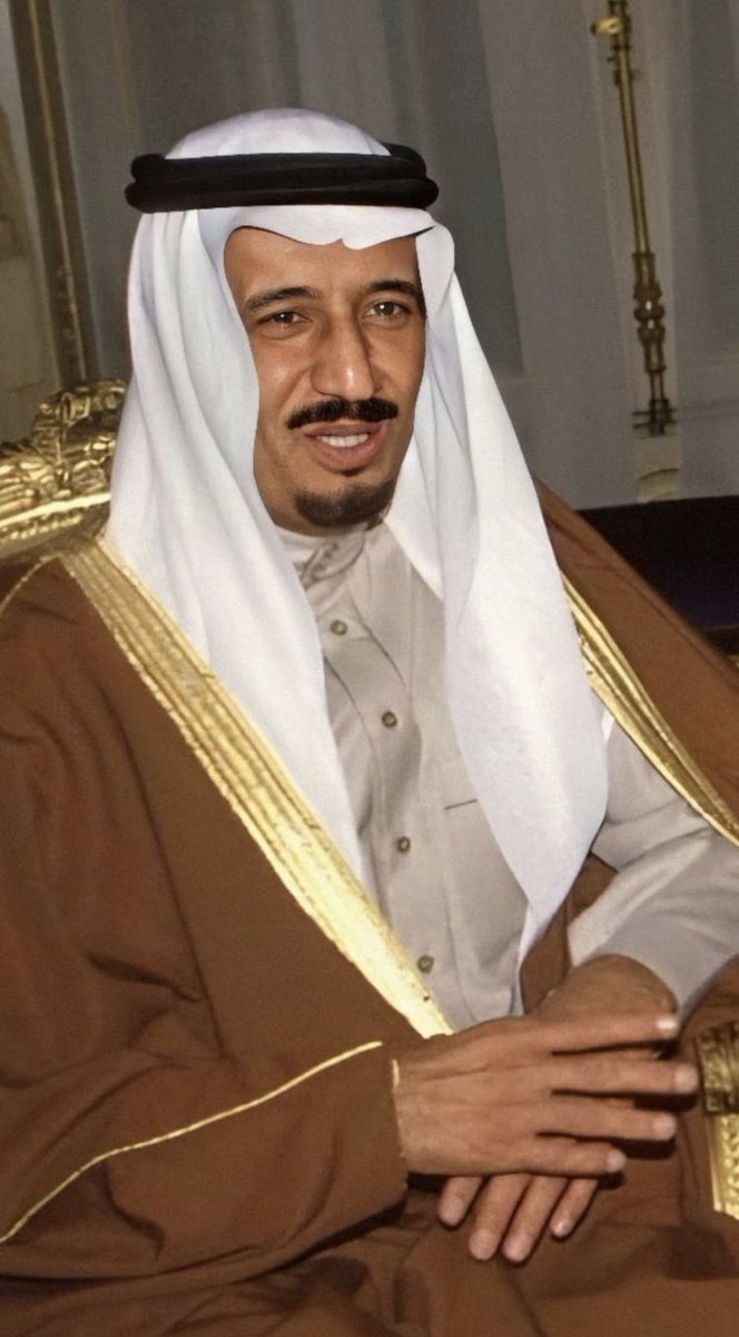 اللهم احفظه بحفظك وعنايتك 
لاباس  عليك #خادم_الحرمين_الشريفين 
طهور  ان شاءالله 
اللهم اجمع له بين الأجر والعافية 
#خادم_الحرمين_الشريفين_الملك_سلمان_بن_عبدالعزيز