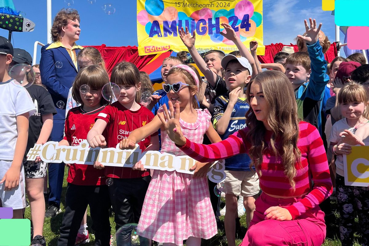 Cula4_TG4's tweet photo. 🎪 SEOLADH AMUIGH 24 🎪
Féile nua lán le cruthaitheacht do dhaoine óga ar an 15ú Meitheamh i mBaile na hAbhann 🎉 Bí linn! 🧡🌈

📝 Cláraigh anois ag: https://t.co/3cgRhz4Wjq https://t.co/Q28CgUEO5h