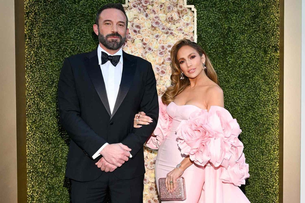 Ben Affleck and Jennifer Lopez's 'Different Styles Clash' and Cause 'Tension' in Marriage (Sources) inbella.com/621731/ben-aff… #ApprovedBListUsersOnly #Fauxmoi #Gossip