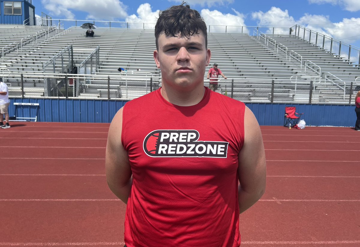 drew_toennies's tweet photo. 2028 DL @hudsenc55 stood out with his physicality at the line of scrimmage ππ₯
@PrepRedzone @PrepRedzoneNext @PrepRedzoneTN @AlPopsFootball @CSmithScout @HSFBscout
#PRZNextCombineTN https://t.co/BmU6NzhCCy
