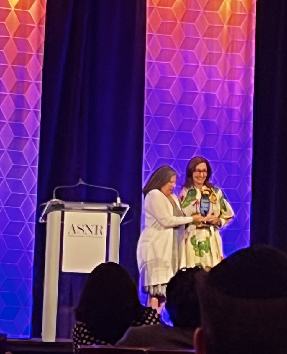 The unbelievable @CMGlastonbury getting the @TheASNR Outstanding Contributions in Education Award at #ASNR24 ! Congratulations 🎊 on a very well deserved award @CMGlastonbury !! 👏🏻👏🏻👏🏻