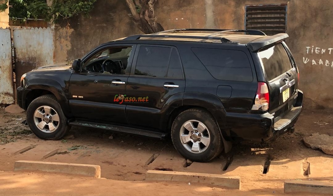 Ouagadougou : Braquage d’un véhicule de transport de fonds, deux morts et 27 millions emportés lefaso.net/spip.php?artic… #BurkinaFaso #lwili
