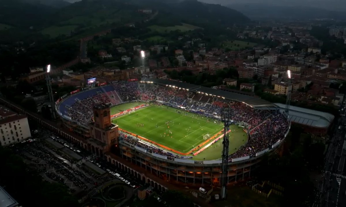 Eh niente, il drone è arrivato pure a Bologna 🎥 🕹️⚽️
#BolognaJuventus 
#SerieA