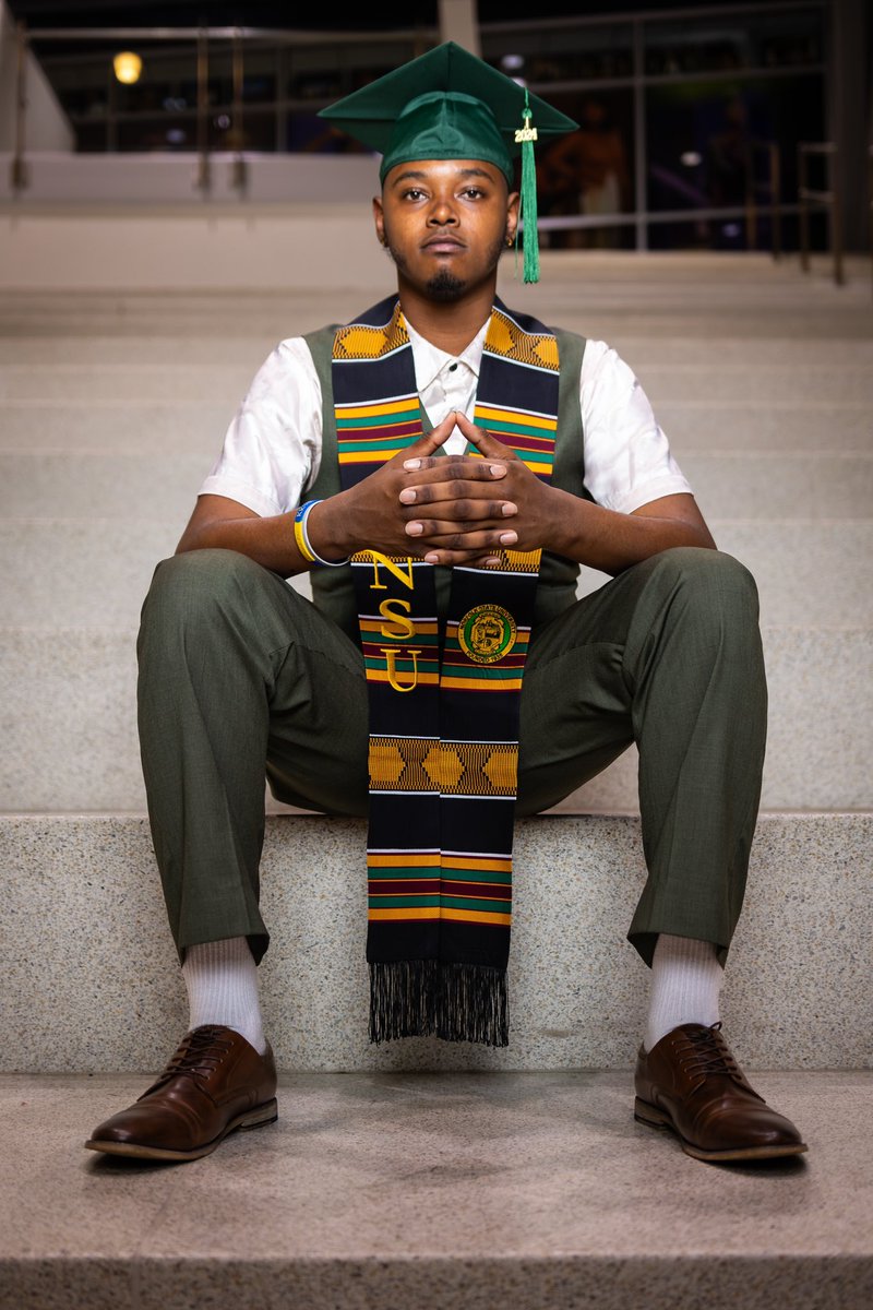 bboy410's tweet photo. On May 4th, I graduated from Norfolk State University with a Bachelors in Sociology. Thankful for the journey and all who’s played a part in it . Excited for what’s next to come . 🤞🏾👨🏾‍🎓 #classof2024 #NSU https://t.co/nQQKcECTeJ