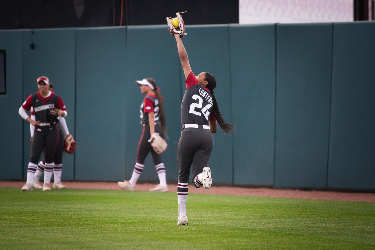 FontenotNyjah's tweet image. Thank you Arkansas for starting my career and giving me a home. Through the highs and lows my teammates and the fans have stayed loyal by my side. With this being said I will be entering the transfer portal with 3 years eligibility!
Contact- nyjahjfontenot@gmail.com